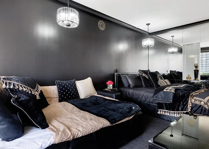 Medusa'S Luxe Retreat - Prime Surfers Paradise Spot Gold Coast